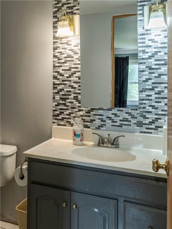 528 Upper Drennen Rd, Upper Burrell, PA 15068