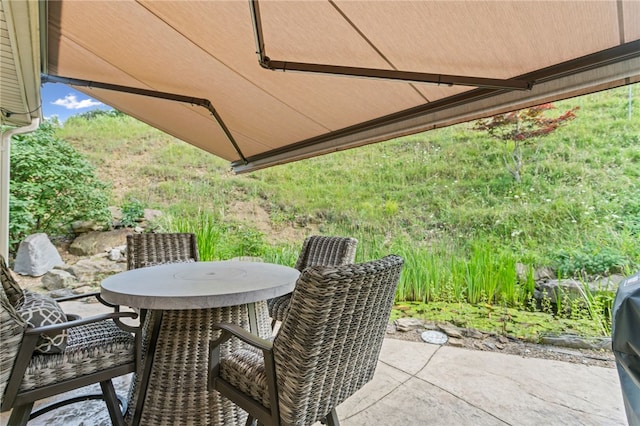 3111 Edelweiss Ct Ste 201, Adams Twp, PA 16046 - view of patio / terrace featuring outdoor dining space