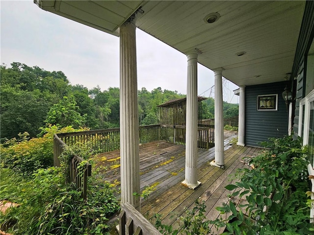 826 Parkwood Rd, Mount Oliver, PA 15210 - photo 2