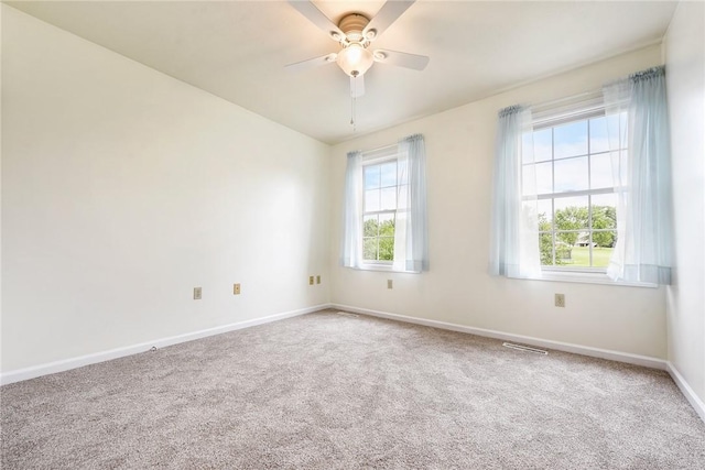 538 Bluegrass Dr, Canonsburg, PA 15317 - spare room with ceiling fan and carpet