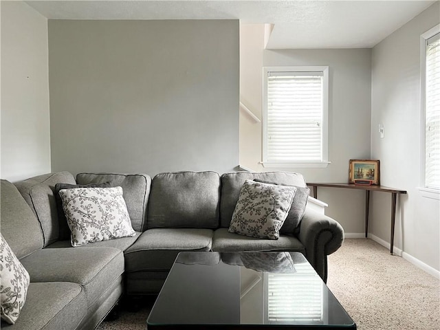 1069 Martin Ave, New Kensington, PA 15068 - carpeted living room featuring baseboards