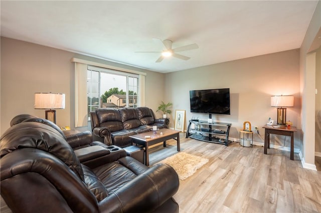 43 Dover Rd, Penn Twp, PA 15642 - living room with ceiling fan and light wood-style flooring