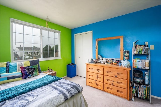 43 Dover Rd, Penn Twp, PA 15642 - carpeted bedroom with a closet