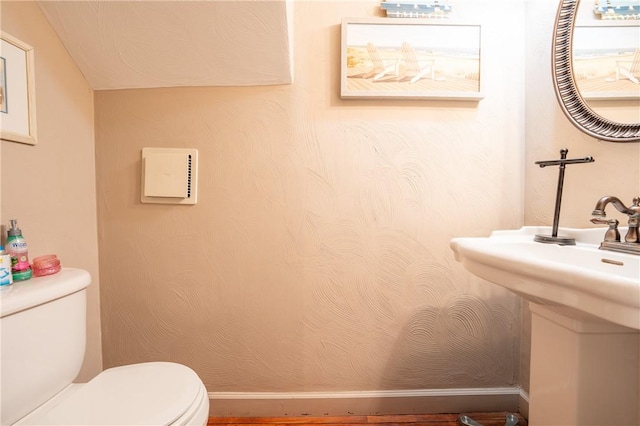 43 Dover Rd, Penn Twp, PA 15642 - half bath with toilet and baseboards