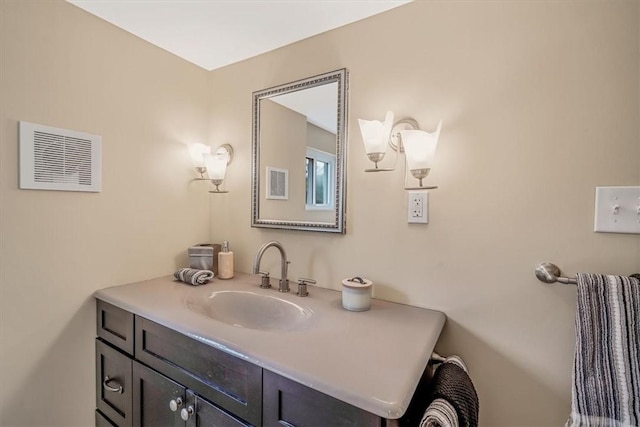 7321 Ringertown Rd, Murrysville, PA 15632 - bathroom with vanity