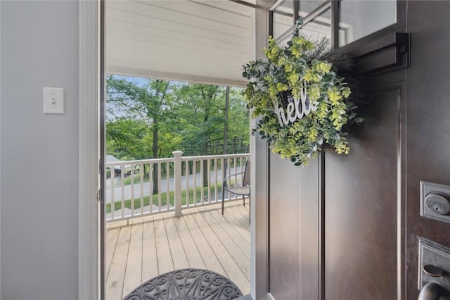 516 Shenango Rd, Chippewa Twp, PA 15010 - entryway with wood finished floors