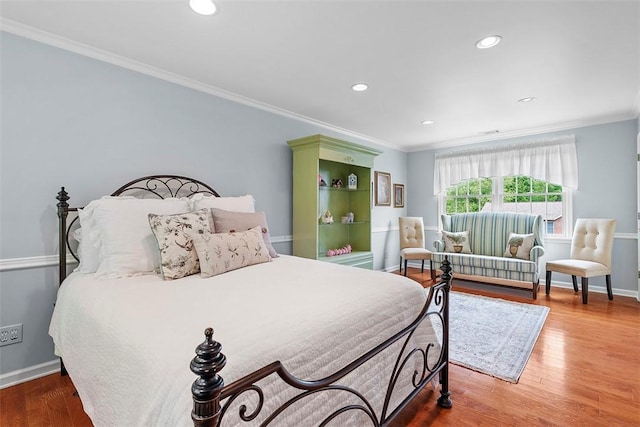 1544 Eldorado Dr, Hopewell Twp, PA 15001 - bedroom with crown molding, wood finished floors, and recessed lighting