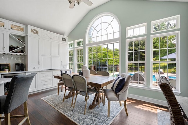 237 Clever Rd, Robinson Twp, PA 15136 - sunroom featuring vaulted ceiling