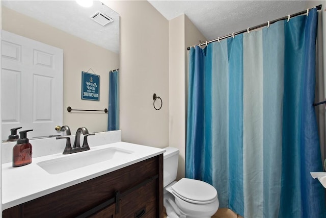 237 Clever Rd, Robinson Twp, PA 15136 - full bathroom featuring vanity, a textured ceiling, and a shower with shower curtain