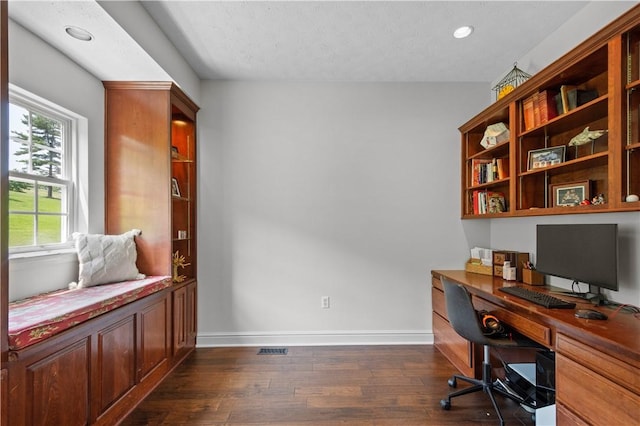 237 Clever Rd, Robinson Twp, PA 15136 - office space featuring dark wood-style flooring, recessed lighting, and built in desk