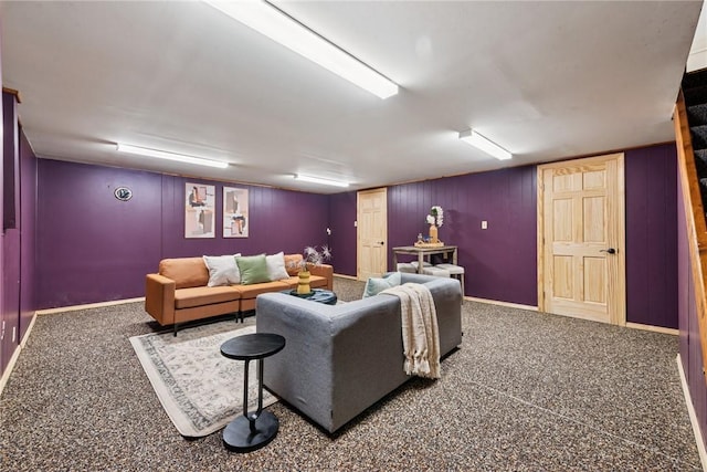 110 Four Seasons Ln, Irwin, PA 15642 - carpeted living area featuring baseboards