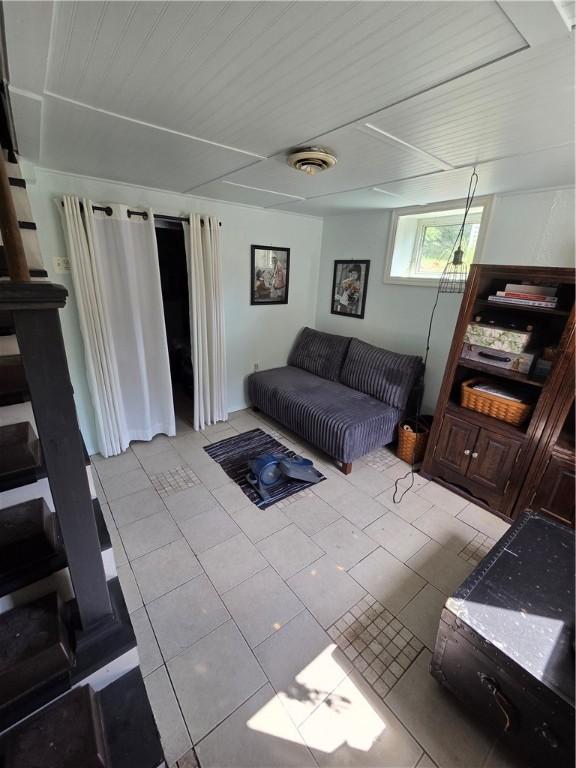 106 6th Ave, Ross Twp, PA 15229 - tiled living area featuring wooden ceiling