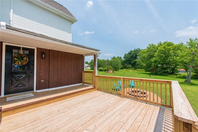 190 Hillview Manor Rd, Gilpin Twp, PA 15656 - wooden deck featuring a yard