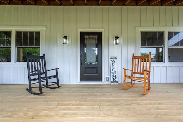 190 Hillview Manor Rd, Gilpin Twp, PA 15656 - entrance to property featuring covered porch