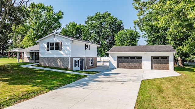 527 S Market St, Carmichaels/Cumblnd, PA 15320 - photo 2