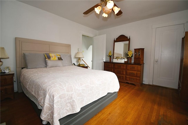 2464-2466 Beechwood Blvd, Squirrel Hill, PA 15217 - bedroom featuring hardwood / wood-style flooring and a ceiling fan