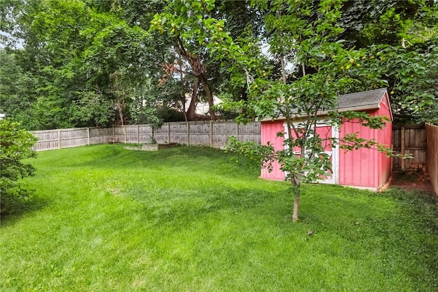 110 Marian Ave, Shaler, PA 15116 - fenced backyard featuring a storage shed
