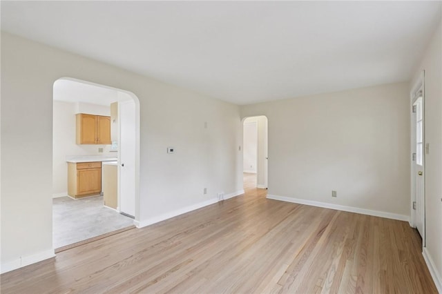 106 Crestline Dr, Ross Twp, PA 15237 - unfurnished room featuring arched walkways and light wood-style floors