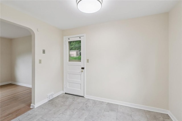 106 Crestline Dr, Ross Twp, PA 15237 - entryway with arched walkways and baseboards
