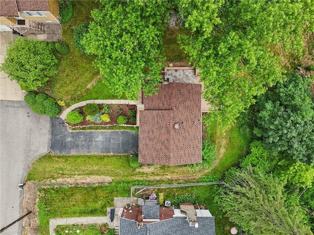 106 Crestline Dr, Ross Twp, PA 15237 - bird's eye view