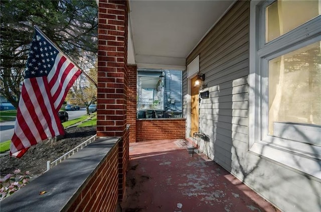 206 7th St, Oakmont, PA 15139 - view of porch