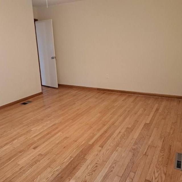120 Rothen Ave, Twp Of But Nw, PA 16001 - empty room featuring light wood-style floors