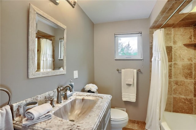 2116 Stewart Rd, South Park, PA 15129 - bathroom with vanity and shower / bathtub combination with curtain