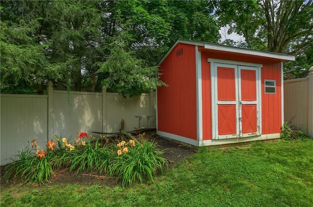2116 Stewart Rd, South Park, PA 15129 - view of shed featuring a fenced backyard