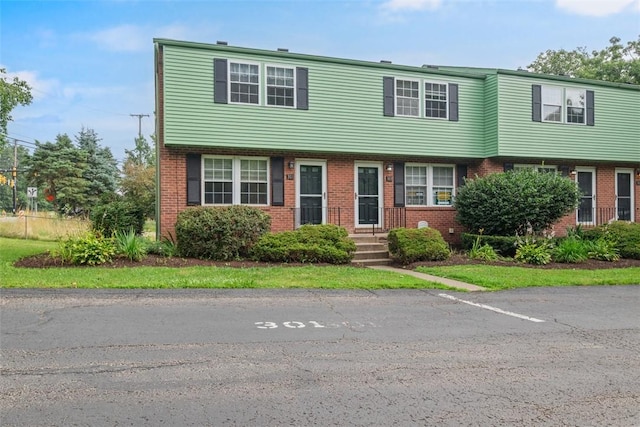 301 Laporte Ct, Cranberry Twp, PA 16066 - colonial inspired home with brick siding and uncovered parking