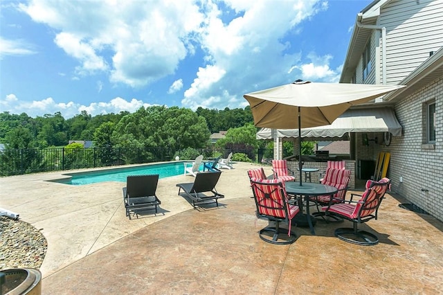 1007 Cicero Dr, Hempfield Twp, PA 15642 - view of pool featuring a fenced backyard and a patio