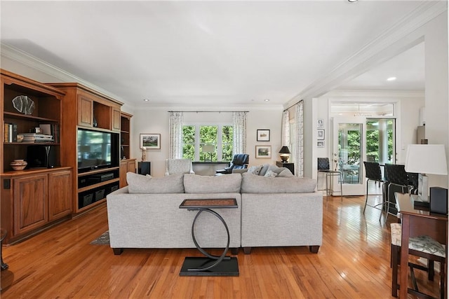 13 Kings Ln, Pine Twp, PA 16127 - living area featuring light wood-type flooring, crown molding, and recessed lighting