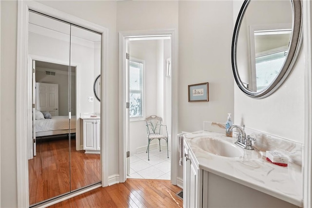 13 Kings Ln, Pine Twp, PA 16127 - ensuite bathroom featuring hardwood / wood-style flooring and vanity