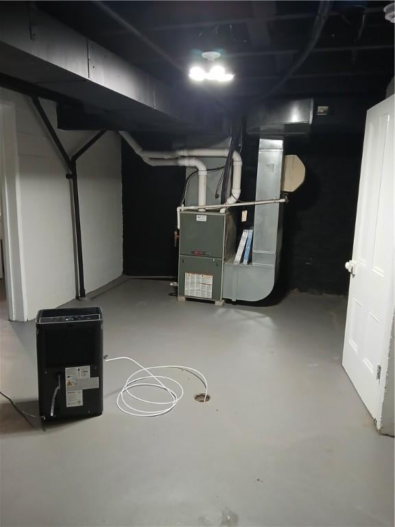 1211 Reed St, North Huntingdon, PA 15642 - basement with heating unit