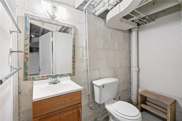 2600 Voelkel Ave, Beechview, PA 15216 - bathroom featuring vanity and toilet
