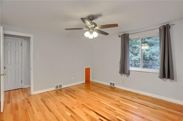 7034 Penn Ave, Point Breeze, PA 15208 - spare room featuring light wood finished floors and a ceiling fan