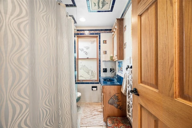 1229 Richmond St, Regent Square, PA 15218 - full bathroom featuring vanity and tile patterned flooring