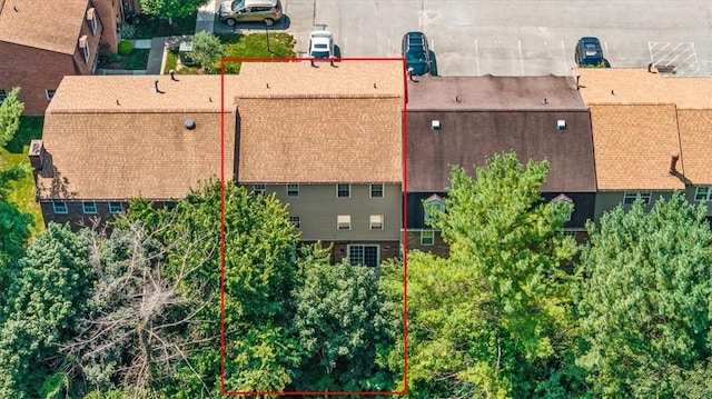 651 Newton Sq, Moon/Crescent Twp, PA 15108 - view of subject property featuring property boundaries highlighted