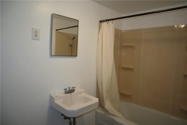 721 Spring St, Roscoe, PA 15477 - full bath with shower / tub combo with curtain and a sink