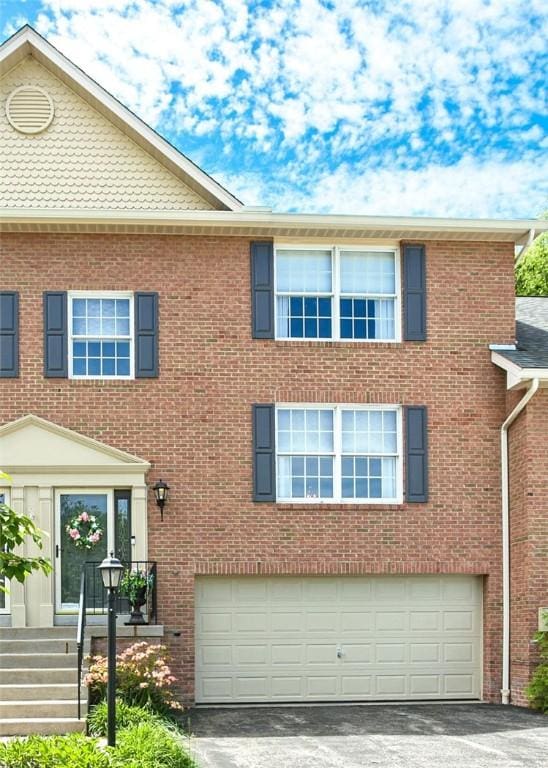 707 Cherry Blossom Ct, Murrysville, PA 15626 - photo 1
