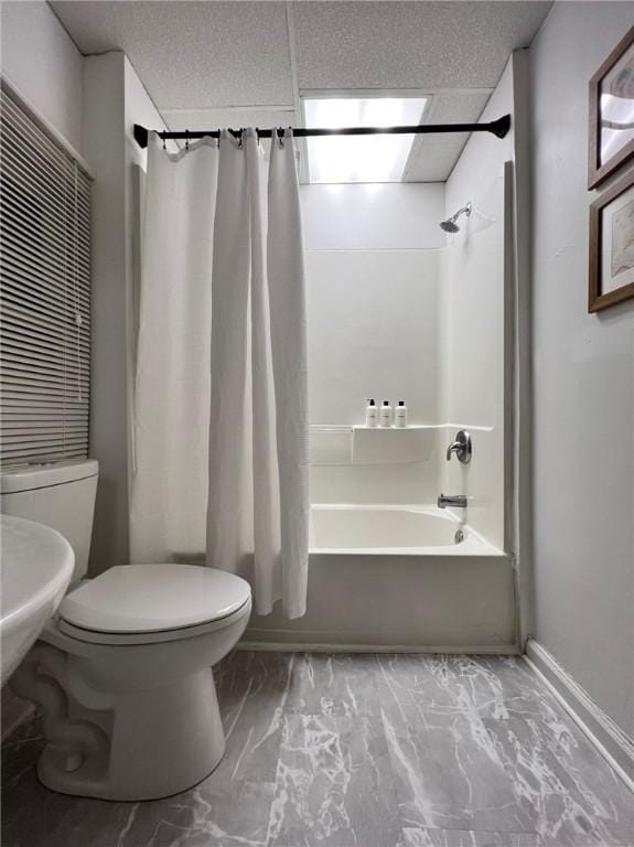 657 Grove St, City Of Greensburg, PA 15601 - full bath featuring shower / tub combo, marble finish floors, and a textured ceiling