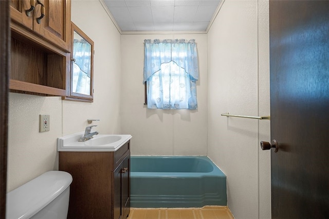 115 Shippingport Rd, Aliquippa, PA 15001 - bathroom with vanity, plenty of natural light, and a tub