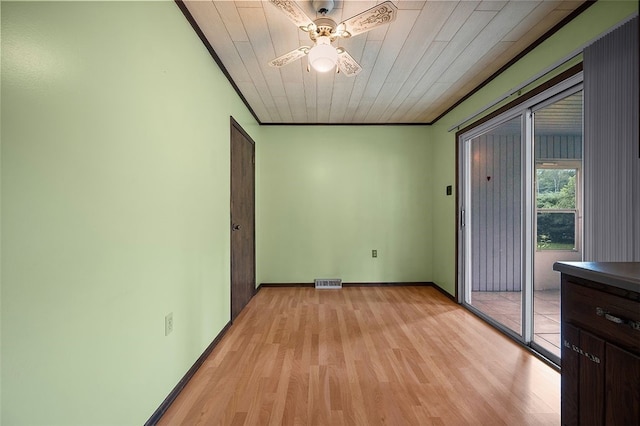 115 Shippingport Rd, Aliquippa, PA 15001 - spare room with light wood-type flooring, a ceiling fan, and ornamental molding