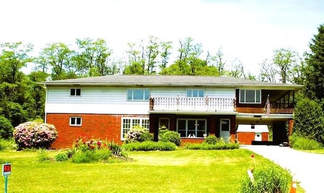 208 Theatre Rd, Pa, PA 15722 - photo 1
