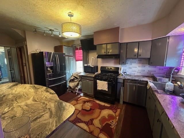 939 Walnut St, Ambridge, PA 15003 - photo 7