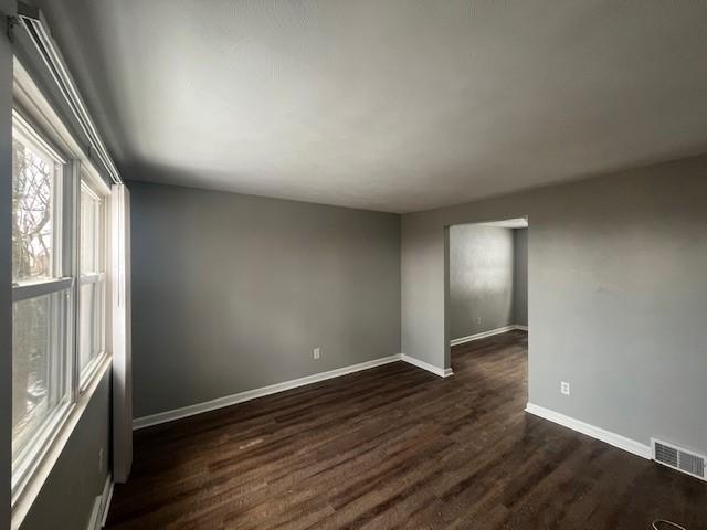 9216-9218 Florida Ave, East Hills, PA 15235 - photo 8