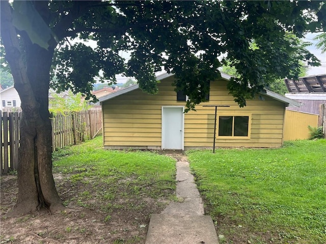 1735 Kimball Ave, New Kensington, PA 15068 - rear view of house