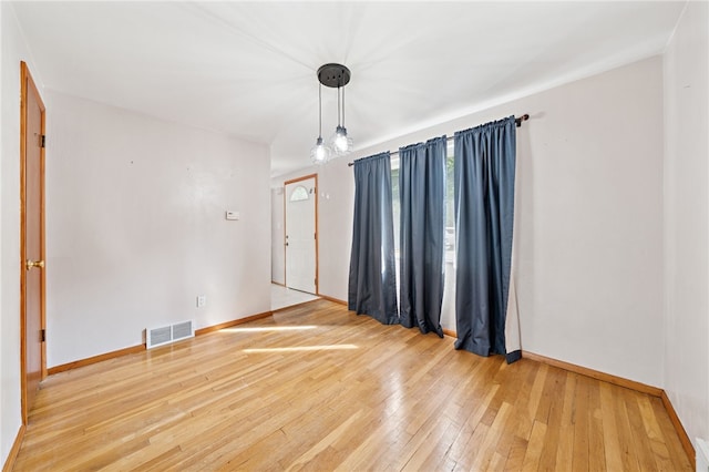 1541 Sugarloaf, Plum Boro, PA 15239 - empty room with light wood finished floors and baseboards