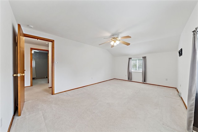 1541 Sugarloaf, Plum Boro, PA 15239 - unfurnished room with a ceiling fan, light carpet, vaulted ceiling, and a smoke detector