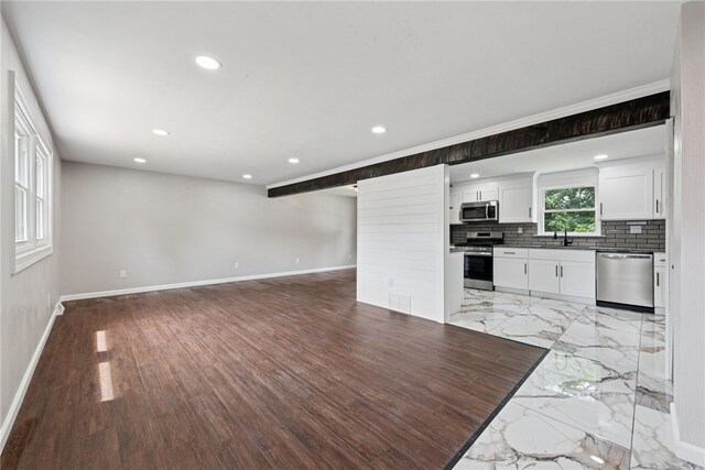 441 Argonne Dr, New Kensington, PA 15068 - photo 2