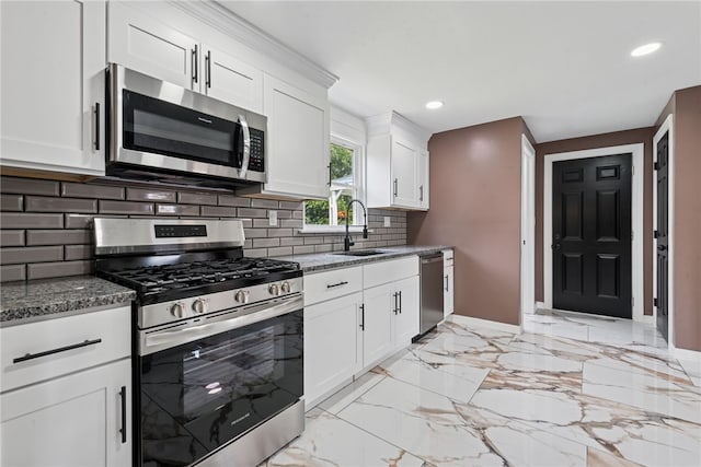 441 Argonne Dr, New Kensington, PA 15068 - photo 9